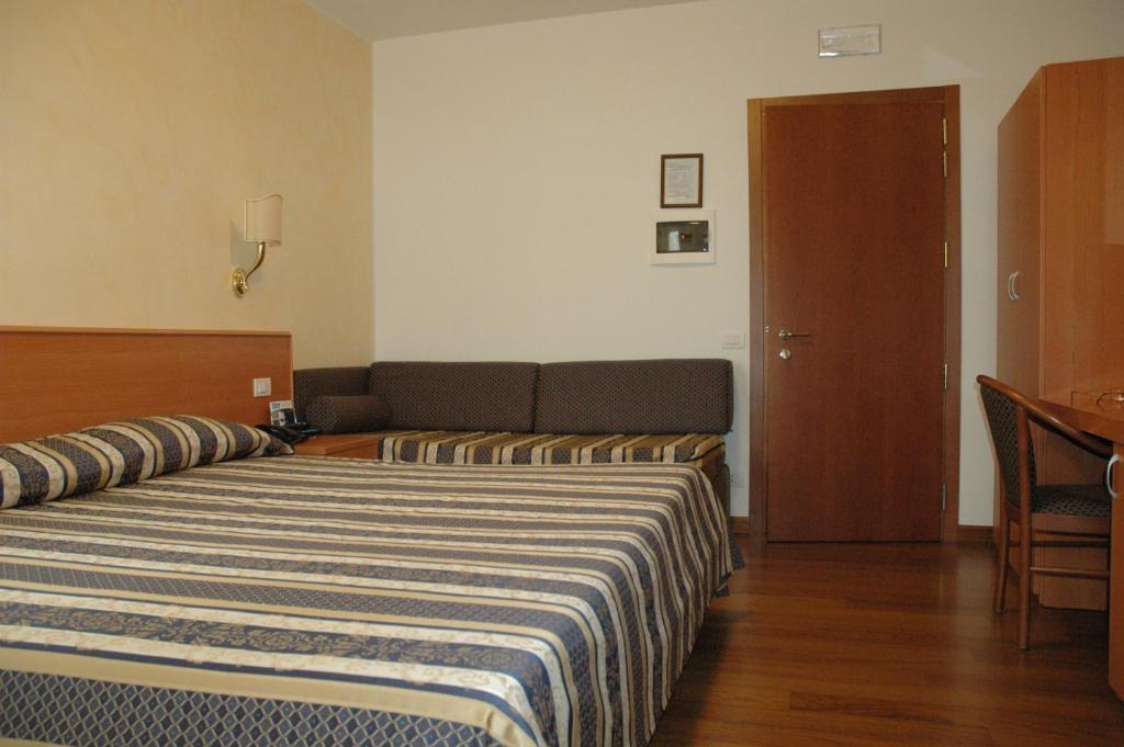 Hotel Ristorante Dotto Varago Pokój zdjęcie