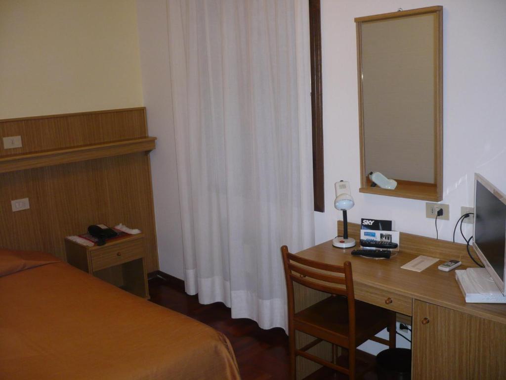 Hotel Ristorante Dotto Varago Pokój zdjęcie
